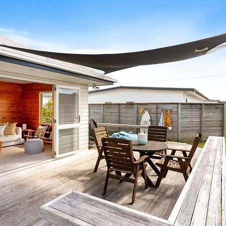 Hosts On The Coast Beach Vibes On Barbara Whangamata Exterior photo